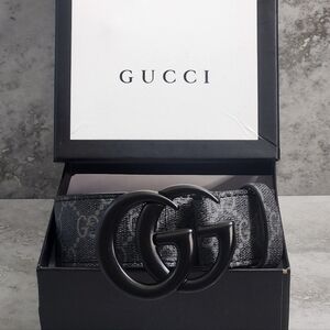 Gucci Black Belt with GG Buckle ✨️🆕️